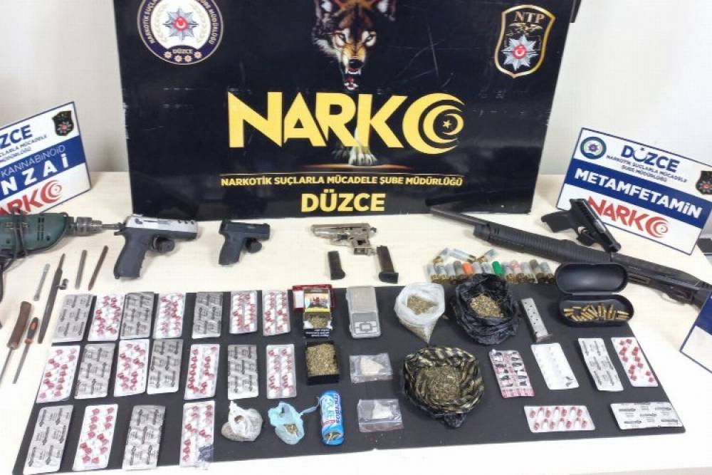 Düzce’de 8 Ayrı Adrese Eş Zamanlı NARKO Operasyon