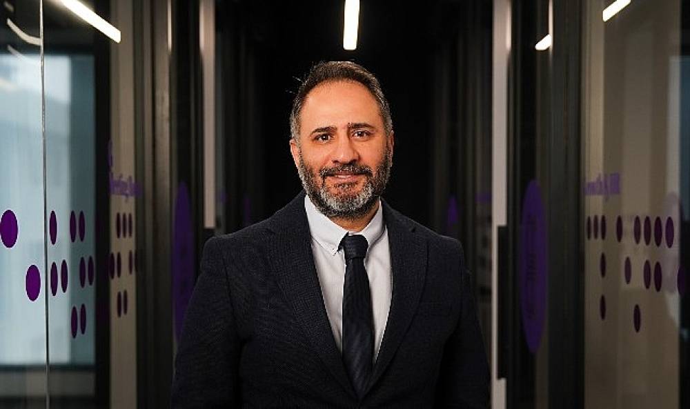 Z KUŞAĞI ÇALIŞANLAR NEDEN SÜREKLİ İŞ DEĞİŞTİRİYOR?